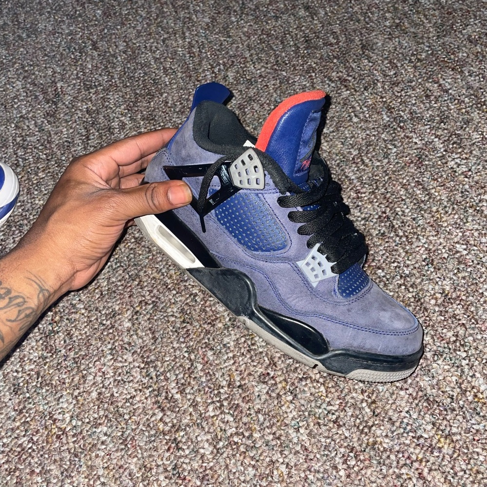 Air Jordan Retro 4 Loyal Blue